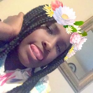 Meet your Posher, Eminee